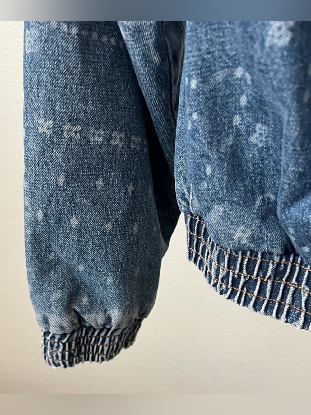 BDG Daria Bandana Print Denim Hoodie Sweatshirt – Urban Outfitters Exclusive - Picture 6 of 15